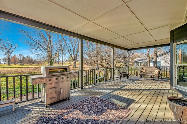 1609 Tall Oaks Drive, Jeffersonville, IN 47130