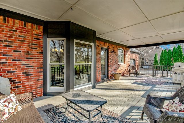 1609 Tall Oaks Drive, Jeffersonville, IN 47130