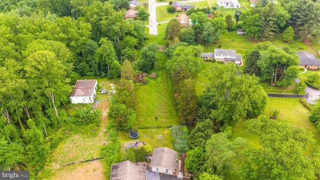 11809 CEDAR LN, Kingsville, MD 21087