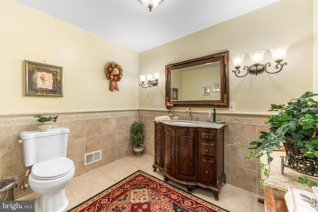 11809 CEDAR LN, Kingsville, MD 21087