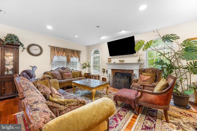 11809 CEDAR LN, Kingsville, MD 21087