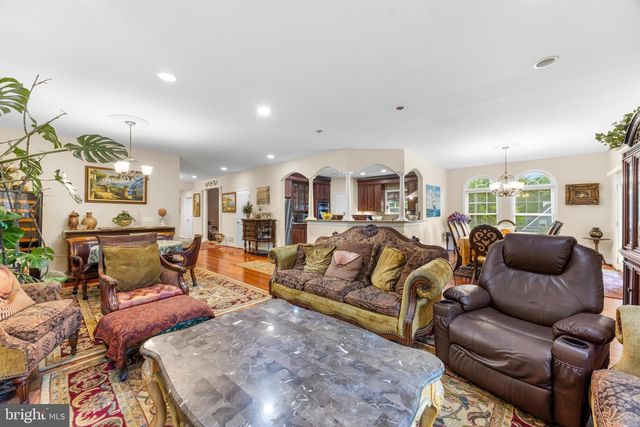 11809 CEDAR LN, Kingsville, MD 21087