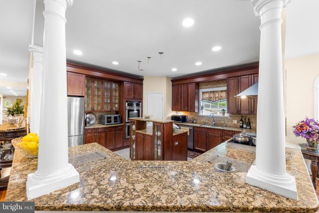 11809 CEDAR LN, Kingsville, MD 21087