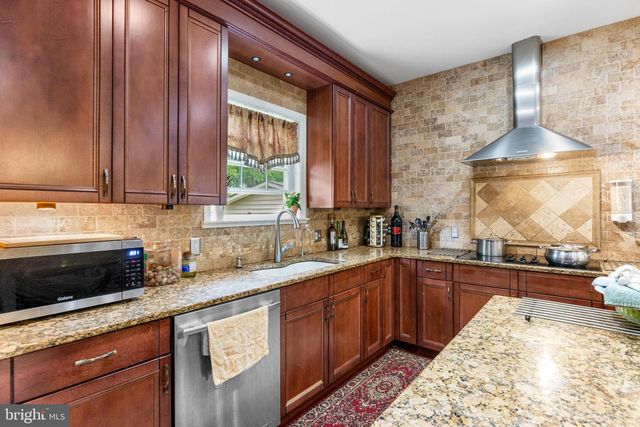 11809 CEDAR LN, Kingsville, MD 21087