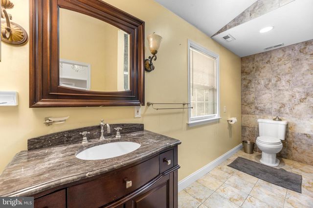 11809 CEDAR LN, Kingsville, MD 21087