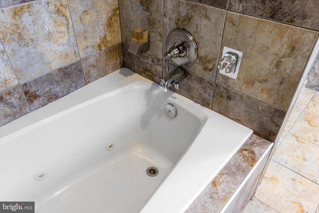 11809 CEDAR LN, Kingsville, MD 21087