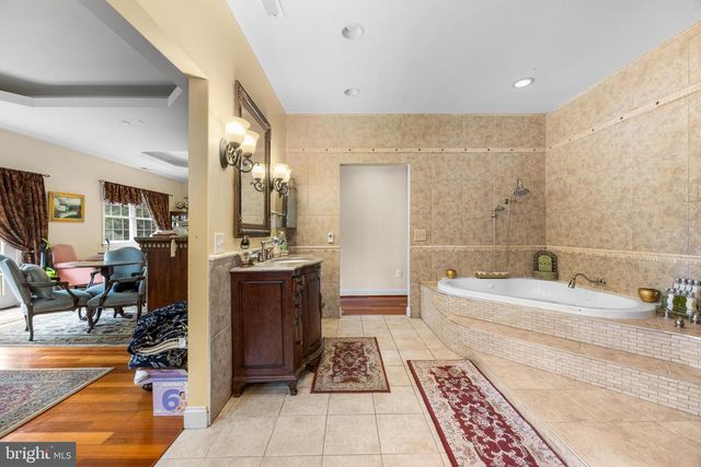 11809 CEDAR LN, Kingsville, MD 21087