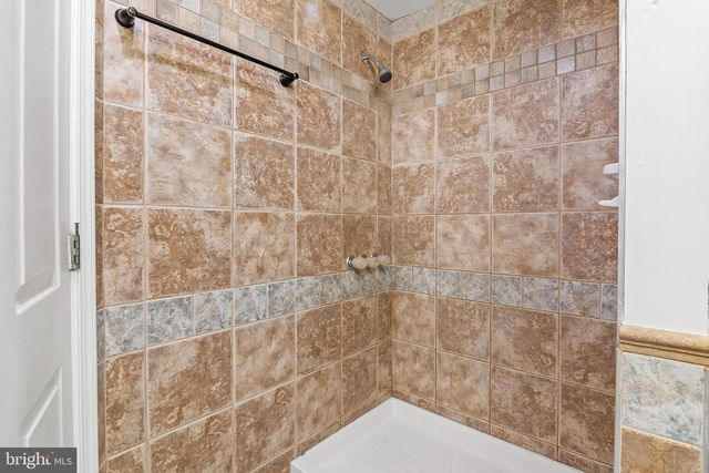 11809 CEDAR LN, Kingsville, MD 21087