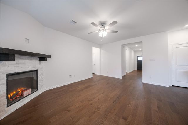 1800 Briar Rose Drive, Denton, TX 76207