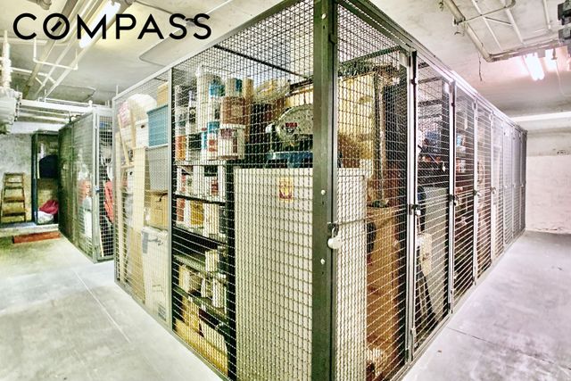 680 W 204th St Apt 5F, New York City, NY 10034