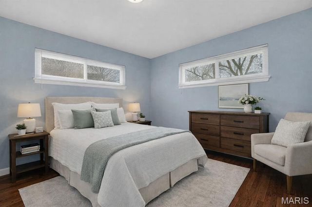 312 Ballwin Avenue, Ballwin, MO 63021