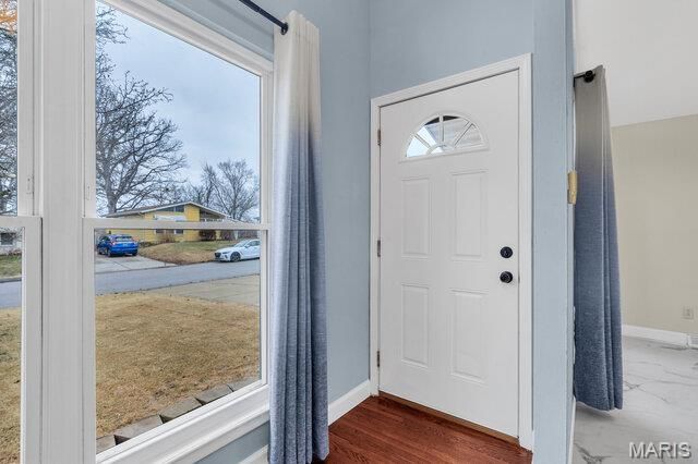 312 Ballwin Avenue, Ballwin, MO 63021