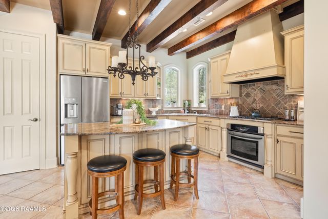 158 Windvale Court, Sunset, LA 70584