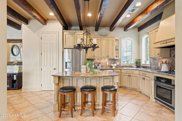 158 Windvale Court, Sunset, LA 70584