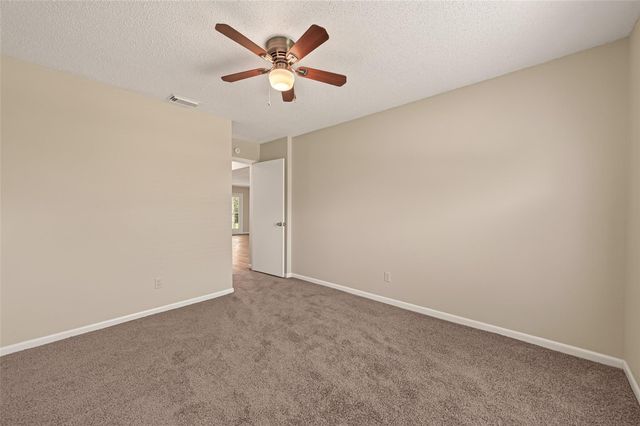 2305 Kingsway Drive, League City, TX 77573