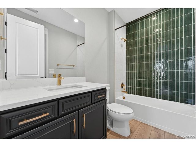 5999 Las Rosas Dr, Parker, CO 80134