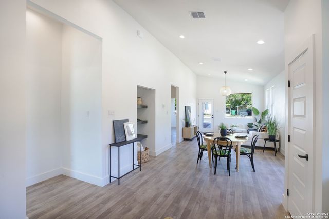 1535 Lennon St. No 4, San Antonio, TX 78223