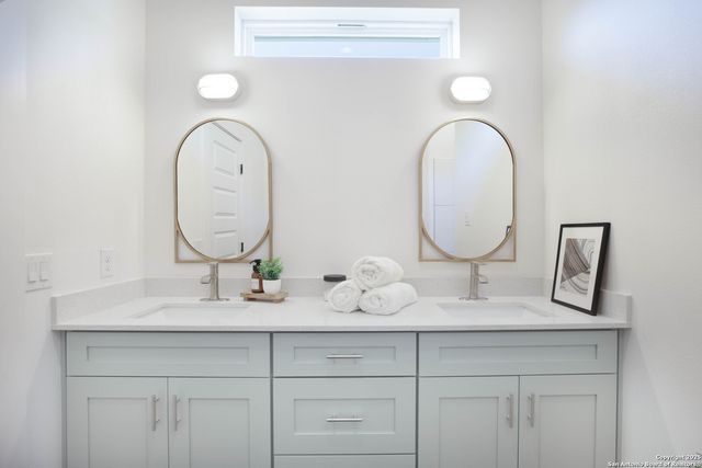 1535 Lennon St. No 4, San Antonio, TX 78223