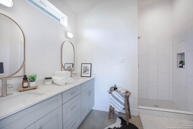 1535 Lennon St. No 4, San Antonio, TX 78223