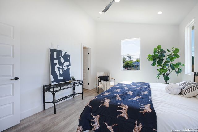 1535 Lennon St. No 4, San Antonio, TX 78223