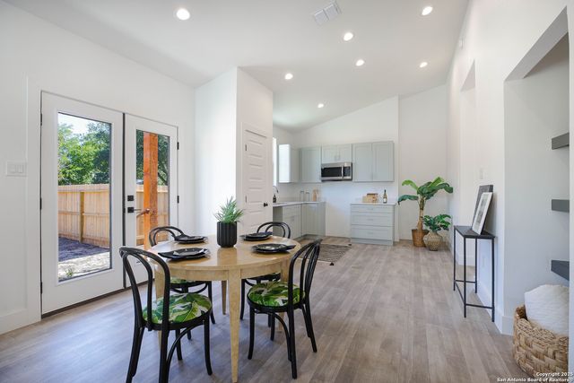 1535 Lennon St. No 4, San Antonio, TX 78223