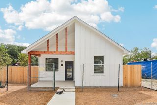 1535 Lennon St. No 4, San Antonio, TX 78223