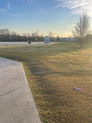 13185 Fm 1097 Road W, Willis, TX 77318