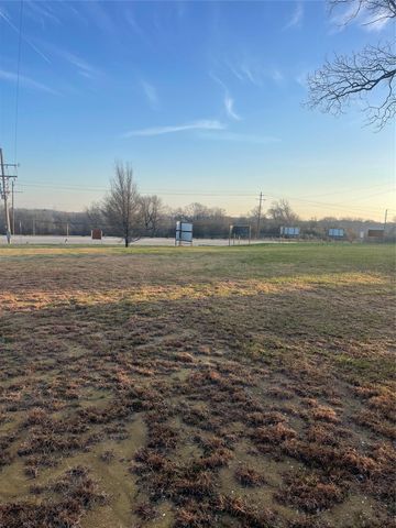 13185 Fm 1097 Road W, Willis, TX 77318