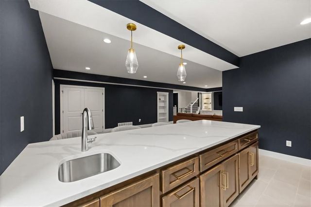 15269 W 171st Terrace, Olathe, KS 66062
