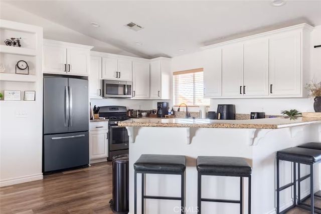 5853 Linda Lee Drive, Yucca Valley, CA 92284