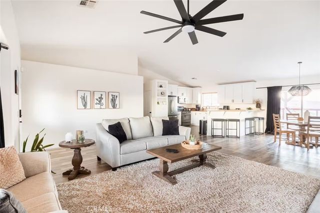 5853 Linda Lee Drive, Yucca Valley, CA 92284