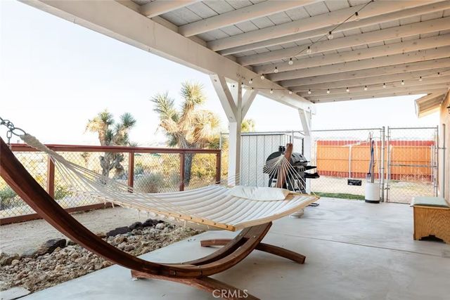 5853 Linda Lee Drive, Yucca Valley, CA 92284