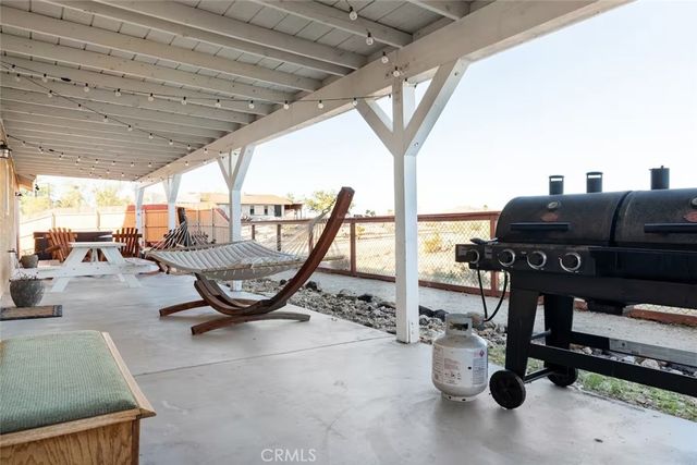 5853 Linda Lee Drive, Yucca Valley, CA 92284