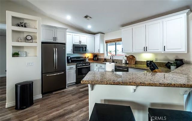 5853 Linda Lee Drive, Yucca Valley, CA 92284