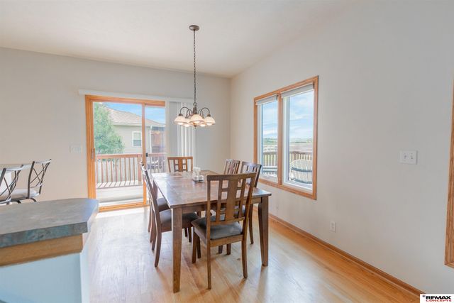 3330 Prairieview Drive, Lincoln, NE 68504