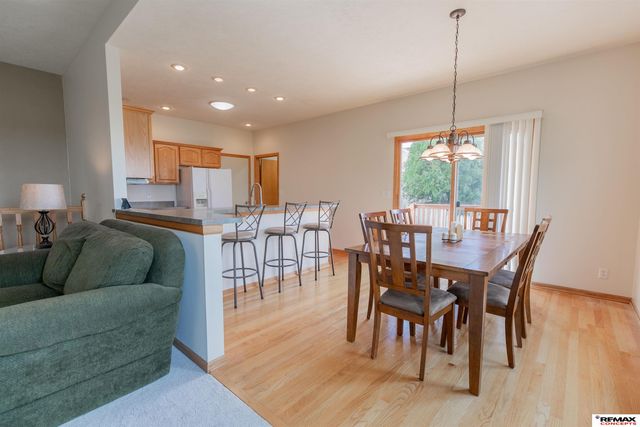 3330 Prairieview Drive, Lincoln, NE 68504