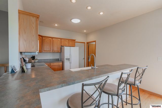 3330 Prairieview Drive, Lincoln, NE 68504