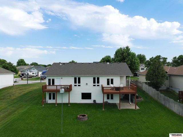 3330 Prairieview Drive, Lincoln, NE 68504