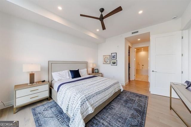 2425 Peachtree Road NE 1401, Atlanta, GA 30305