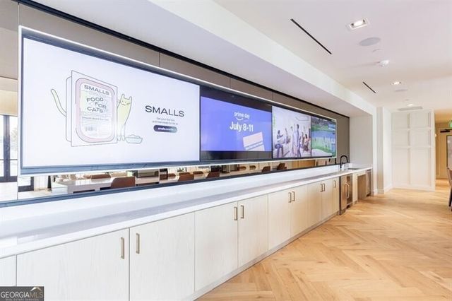 2425 Peachtree Road NE 1401, Atlanta, GA 30305