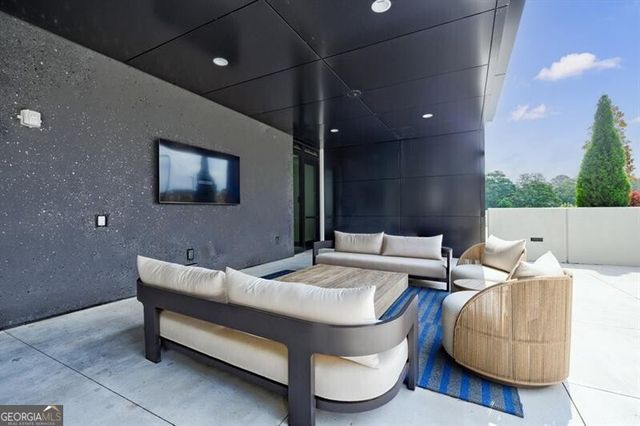 2425 Peachtree Road NE 1401, Atlanta, GA 30305