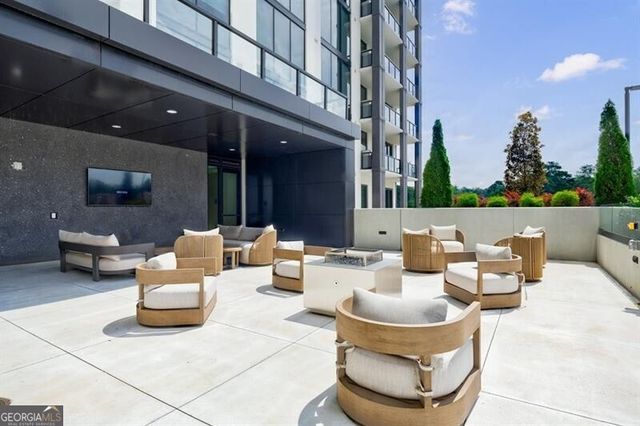 2425 Peachtree Road NE 1401, Atlanta, GA 30305