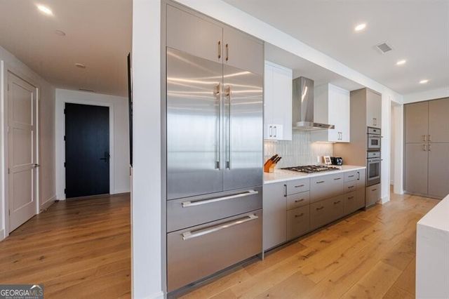 2425 Peachtree Road NE 1401, Atlanta, GA 30305