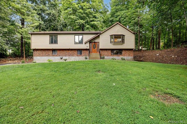 5 Trolley Road, Cortlandt Manor, NY 10567