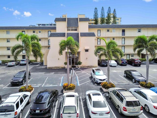 3575 S OCEAN Boulevard 305, South Palm Beach, FL 33480