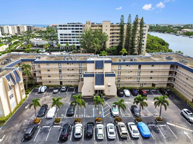 3575 S OCEAN Boulevard 305, South Palm Beach, FL 33480