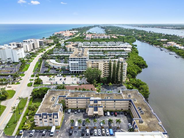 3575 S OCEAN Boulevard 305, South Palm Beach, FL 33480