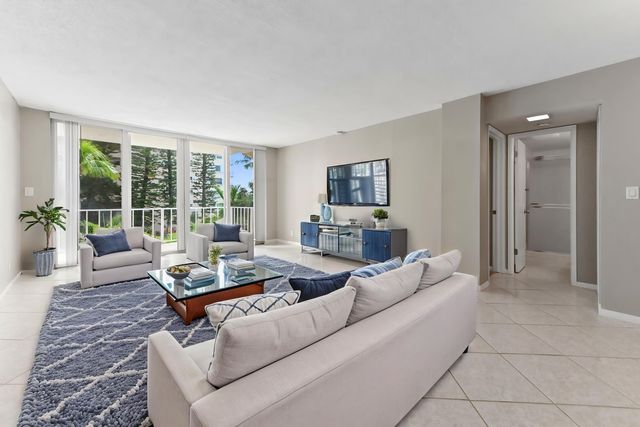 3575 S OCEAN Boulevard 305, South Palm Beach, FL 33480