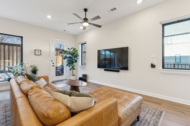 2291 Rook Drive, Dallas, TX 75211