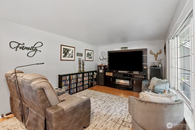 15428 Westshore Drive SE, Yelm, WA 98597